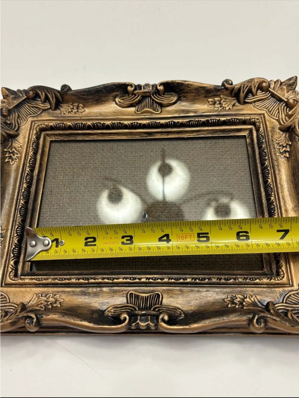 Vintage ornate bronze color picture frame